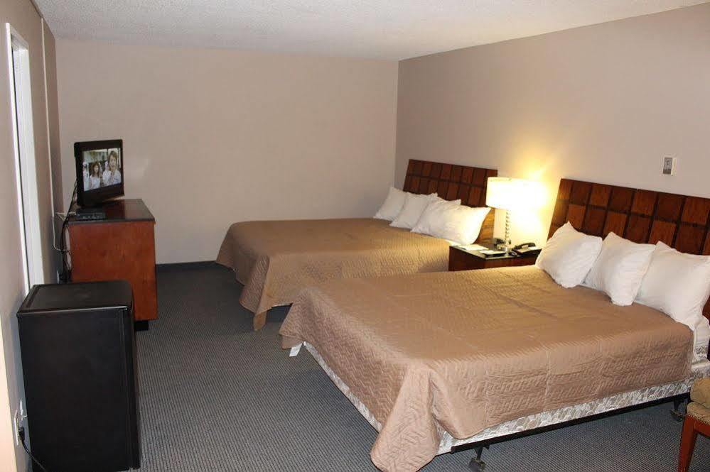 Skyview Swift Current 호텔 외부 사진